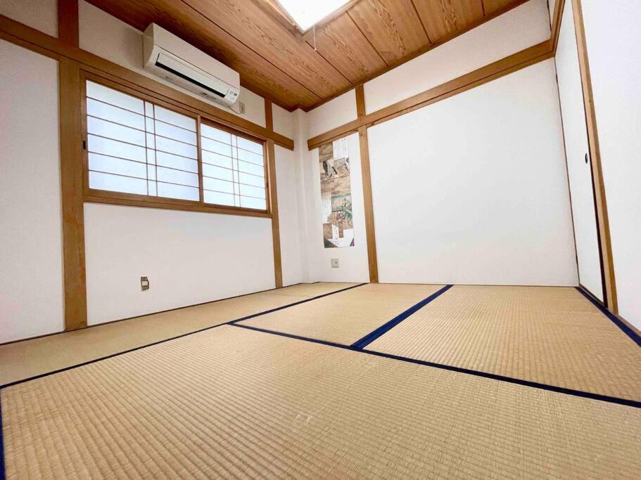 鶴橋駅徒歩2分 トイレ浴室複数あり3階建て一軒家車庫付き Apartment Osaka Exterior photo