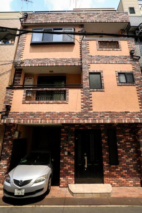 鶴橋駅徒歩2分 トイレ浴室複数あり3階建て一軒家車庫付き Apartment Osaka Exterior photo